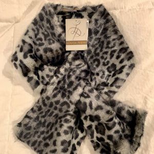 Louisa Perini Fur Scarf *NWT*